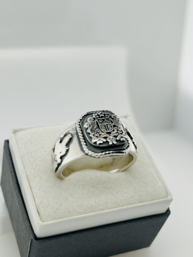 Latvian crest ring