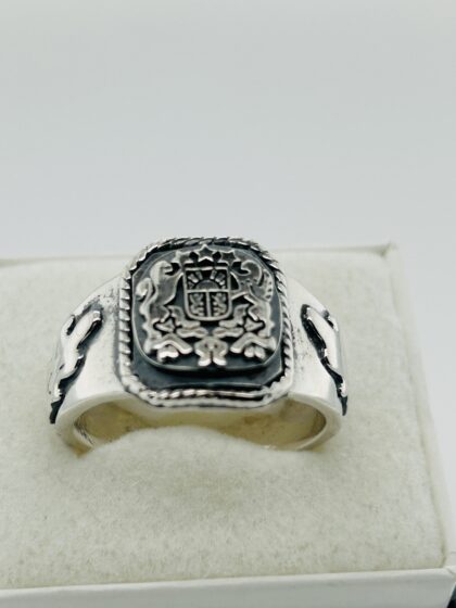 Latvian crest ring